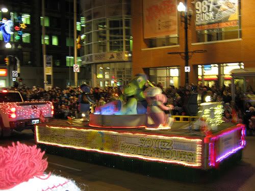 santa claus parade winnipeg 2011 video. The Winnipeg Santa Claus Parade, Saturday, November 14th, 2009