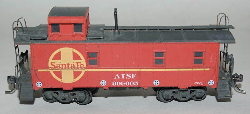 Athearn Standard
                           Cupola Caboose