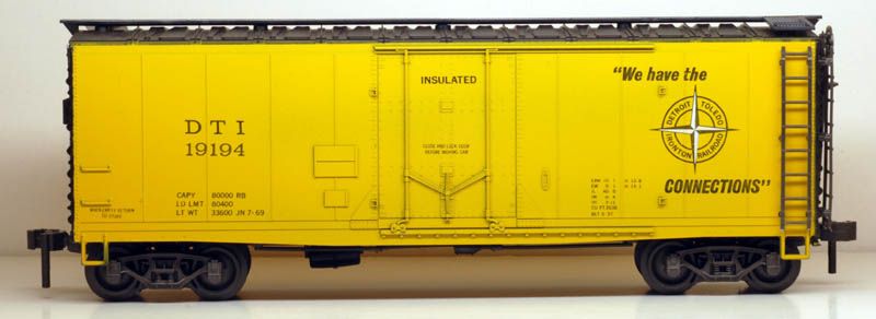 Atlas O Scale Plug Door
                                    Box Car