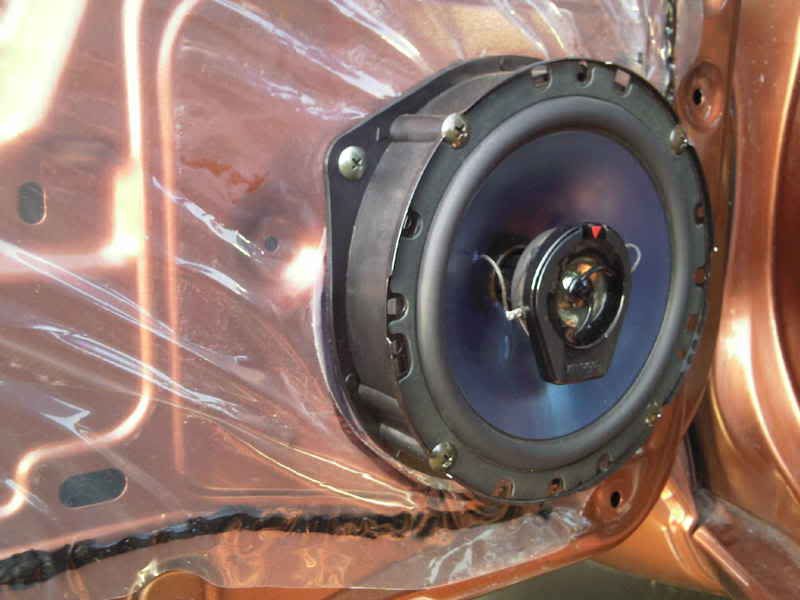 D22 Front and rear speaker upgrades