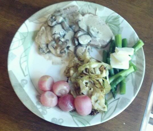 I feel bad for us low carbers whi are forced to eat food like thus in order to lose weight Pork loin topped with baby bellas in a cream sauce cooked radishes roasted cabbage and steamed asparagus coated in butter (c) lexustami lose weight cream