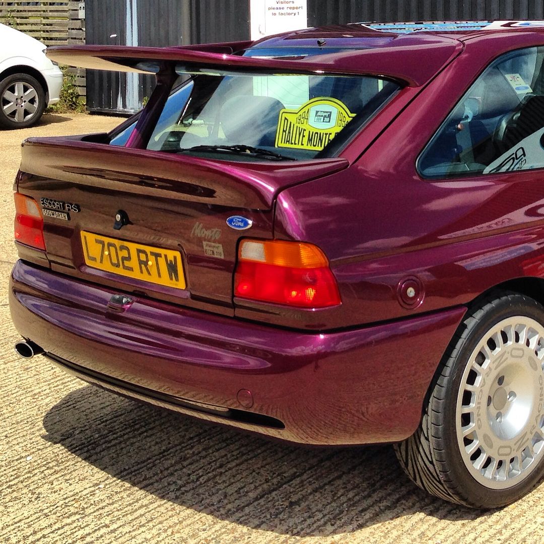 Loddon escorts