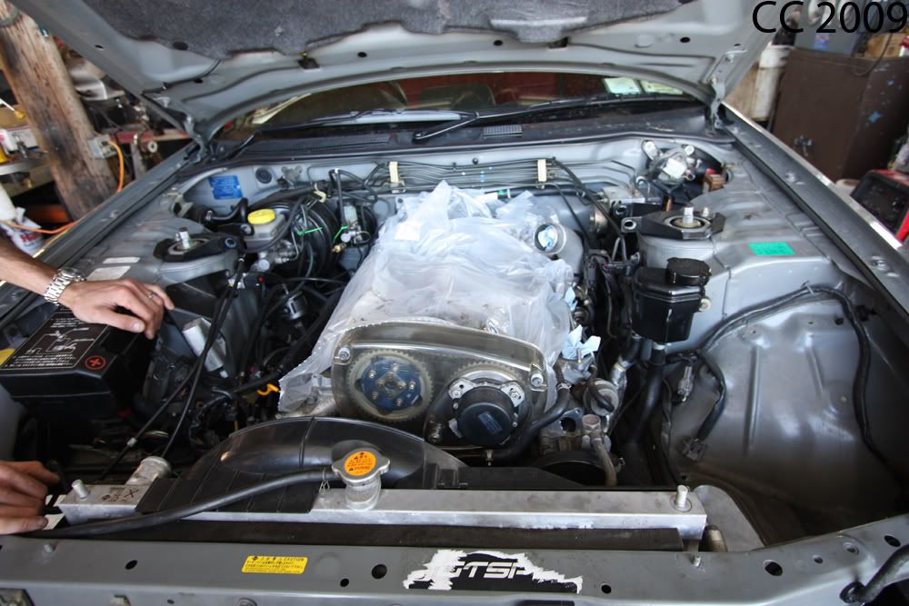 http://i143.photobucket.com/albums/r146/CosseyOwns/2009/EngineBay.jpg