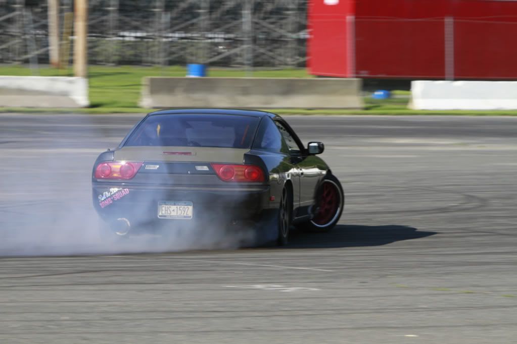 http://i143.photobucket.com/albums/r146/CosseyOwns/LVD%20Drifting/_MG_5513.jpg