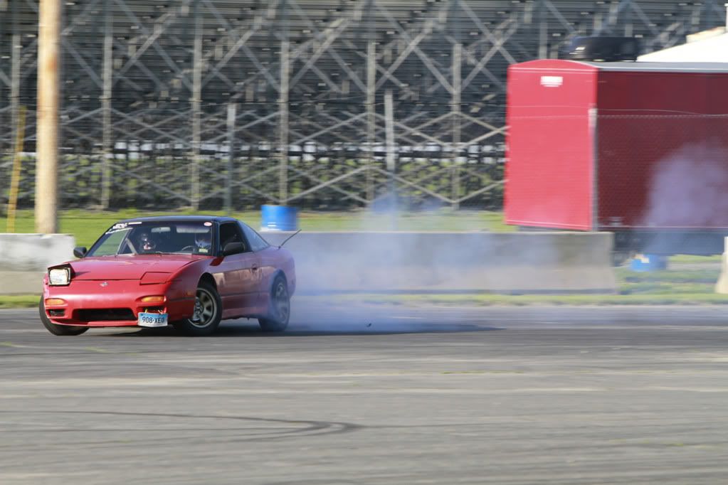 http://i143.photobucket.com/albums/r146/CosseyOwns/LVD%20Drifting/_MG_5877.jpg