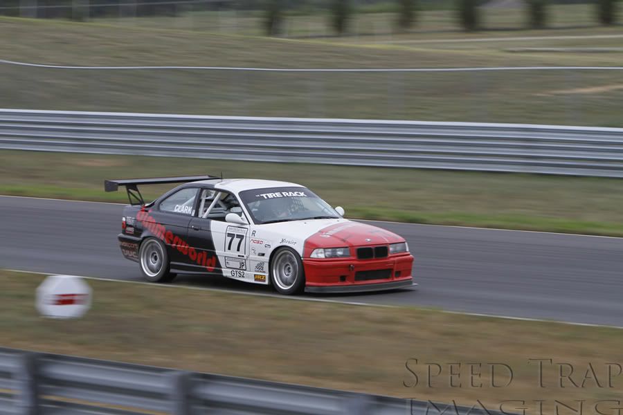 http://i143.photobucket.com/albums/r146/CosseyOwns/NJMP%20August%202010/_MG_1770.jpg