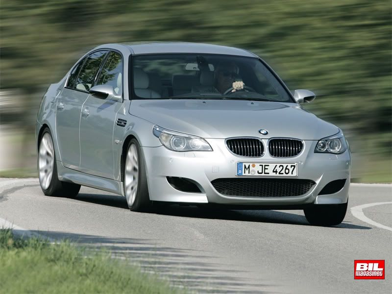 bmwm5im0.jpg