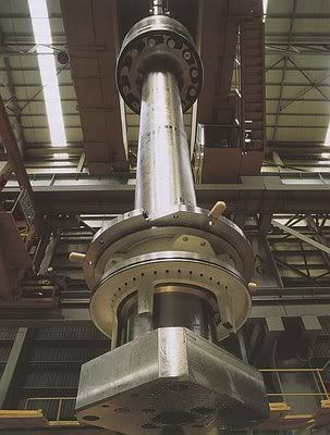 giant_engine_003.jpg