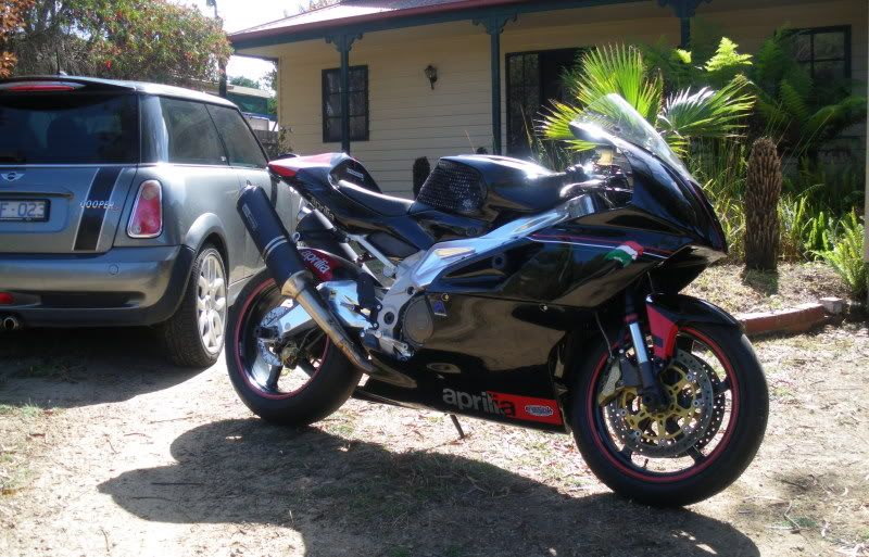 CUSTOM RIM STRIPES WHEEL DECALS STICKERS TAPE APRILIA RSV MILLE TUONO 1000 R CC