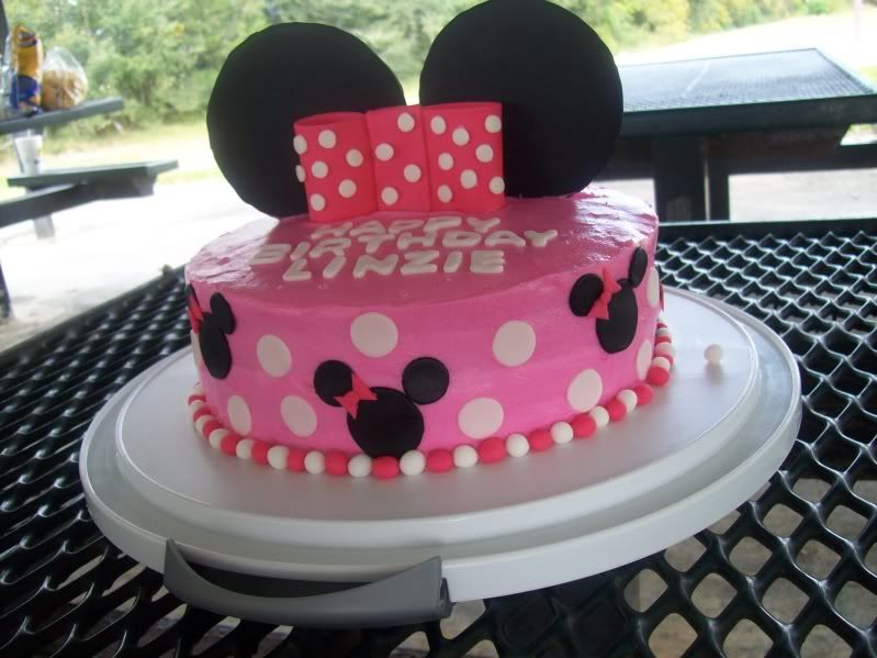 Minnie Mouse Cake Photo by katiec826 | Photobucket