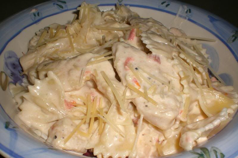 creamy chicken and bowtie pasta