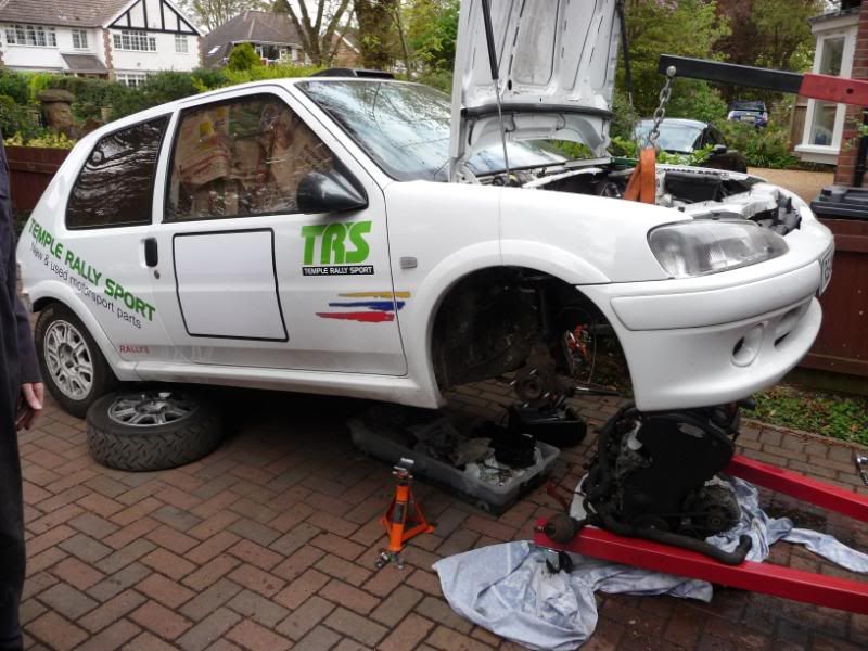 Re 106 Rallye S2 16v Rally Car Got the engine out to seam weld the eingine