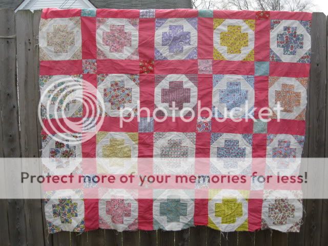 Sweet Vintage Antique Feedsack QUILT TOP 1930s 1940s Fabrics  