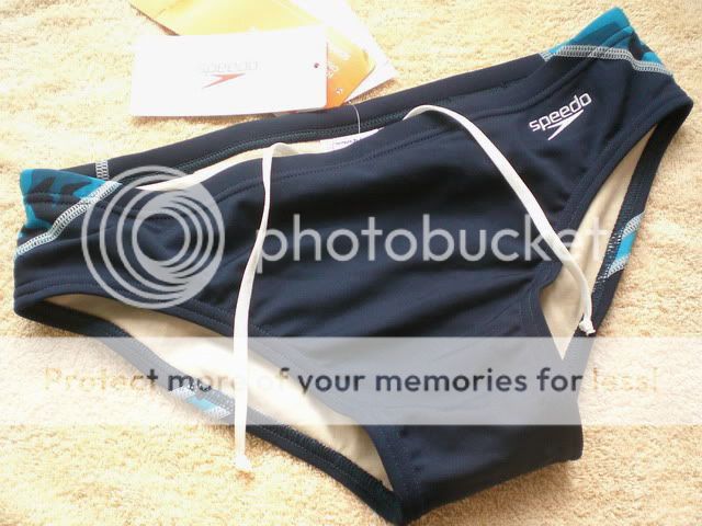 NWT SPEEDO MEN SWIMSUIT BIKINI BRIEF SIZE L/059NA  